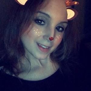 Meet your Posher, Casey